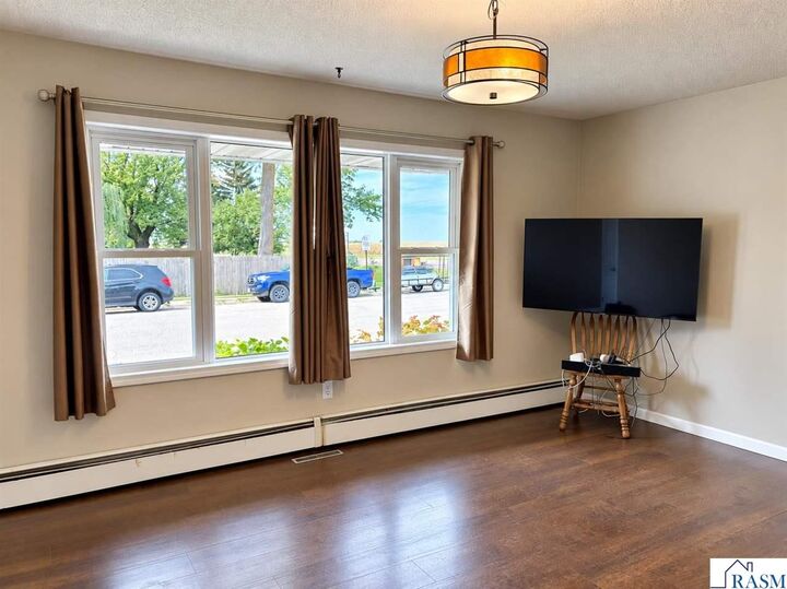 Property Photo:  105 6th Street  MN 56017 