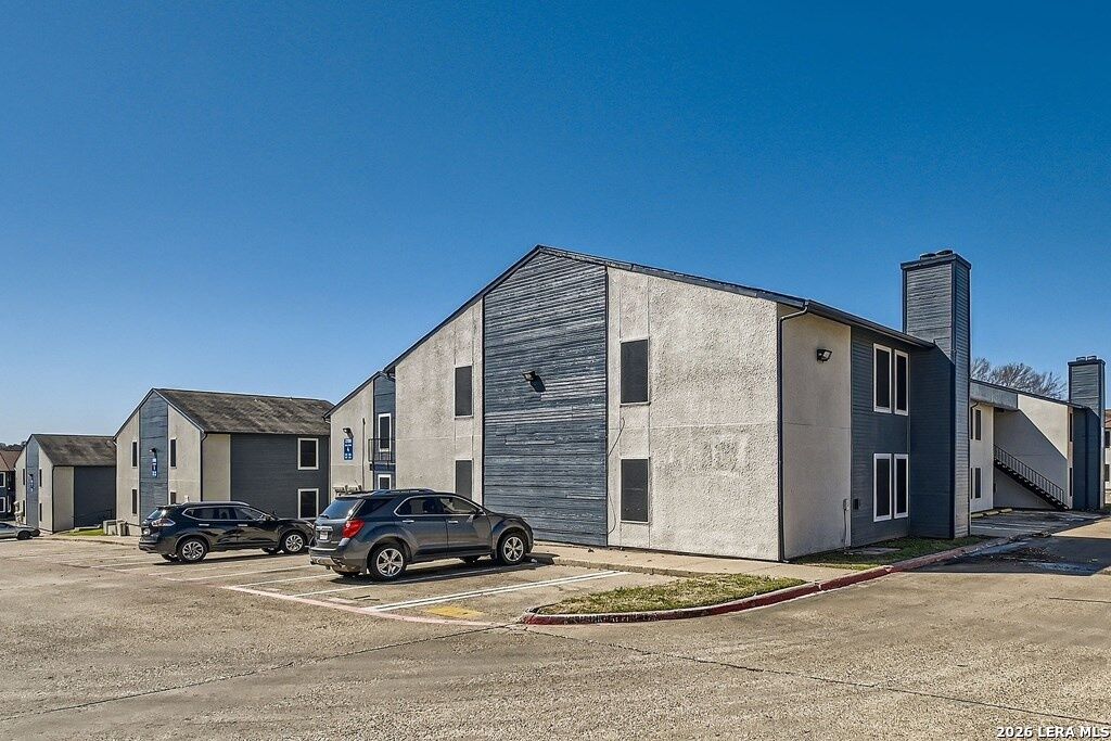 Property Photo: 3700 S Tyler St 00172 TX 75224