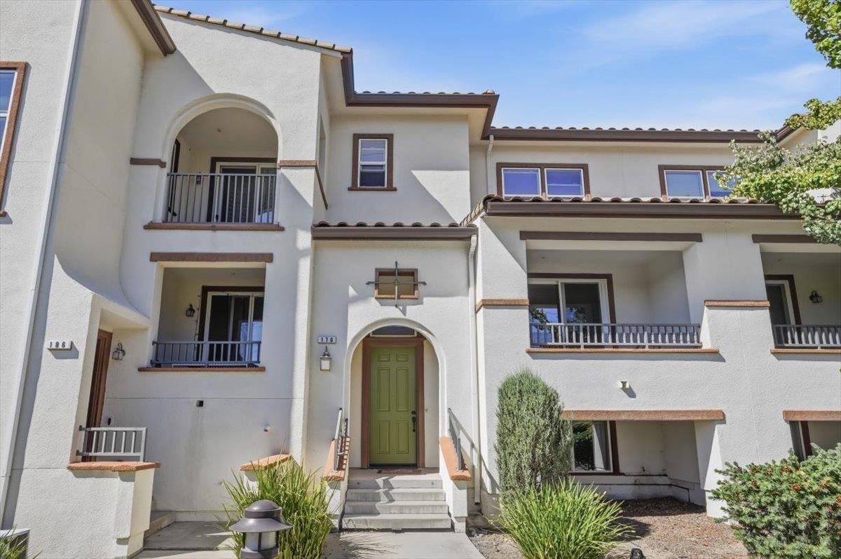 Property Photo:  176 Paso Olmo Terrace  CA 94539 