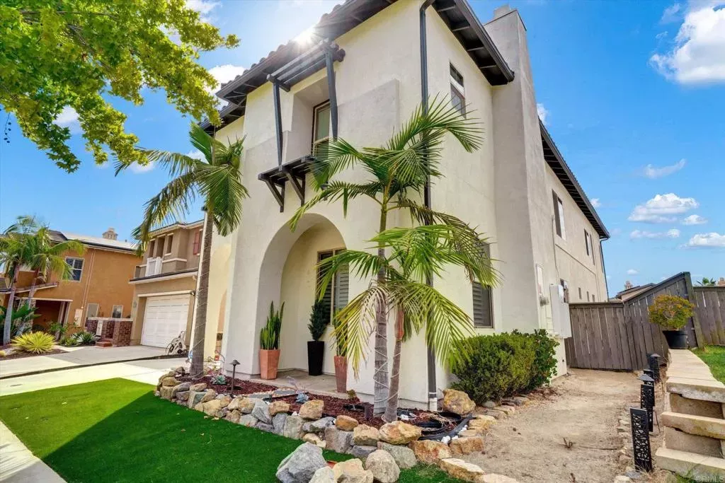 Property Photo:  2362 Arbor View Street  CA 91915 