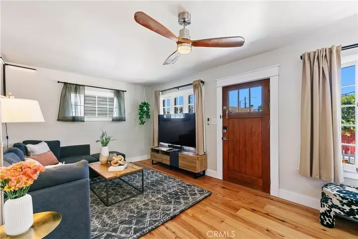 Property Photo:  719 Columbia Place  CA 90501 