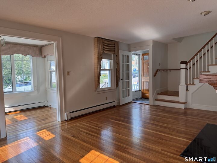 Property Photo:  70 Central Avenue  CT 06517 