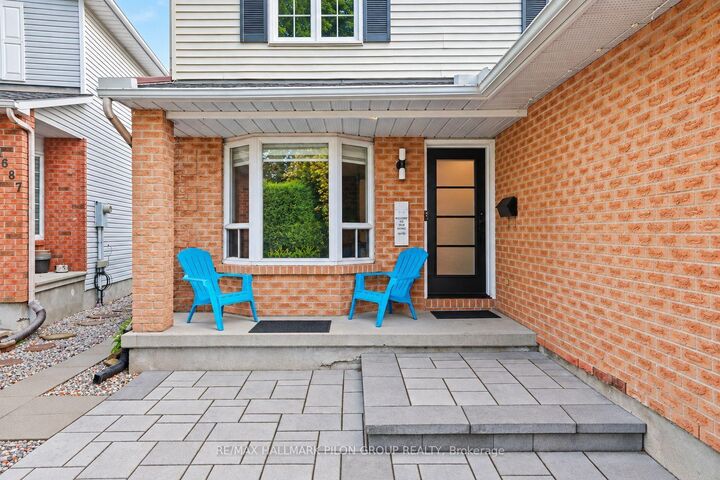 Property Photo: 1689 Champneuf Drive ON K1C 4V1