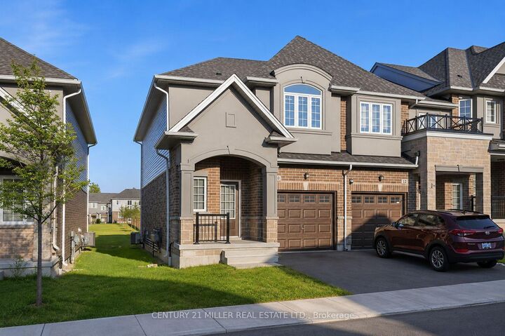 Property Photo:  10 Linden Park Lane  ON L9A 1Y1 