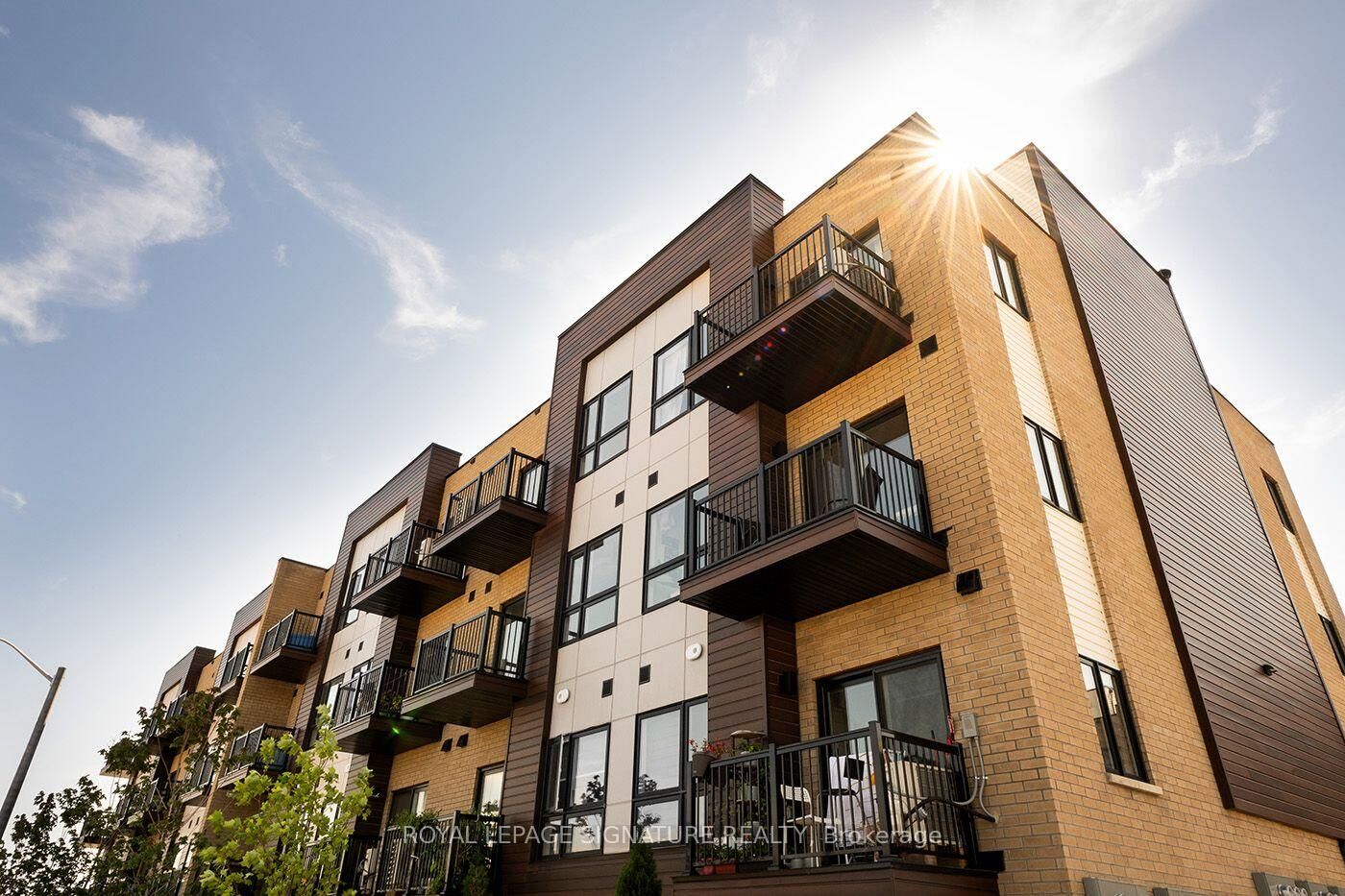 Property Photo: 40 Palace Street L6 ON N2E 0L2