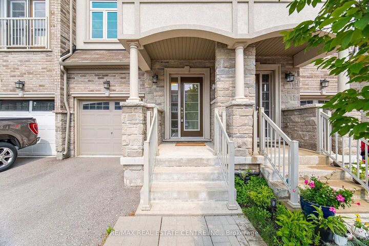 Property Photo:  137 Borers Creek Circle  ON L8B 1W3 