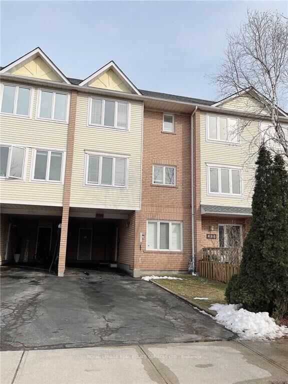 Property Photo:  496 River Glen Boulevard  ON L6H 6C1 