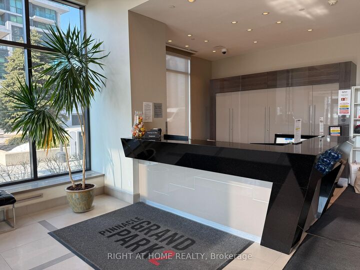 Property Photo:  3975 Grand Park Drive  ON L5B 0K4 