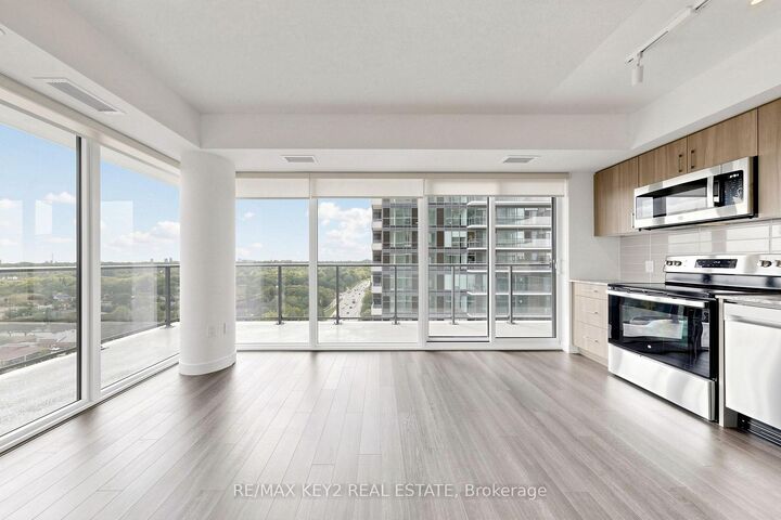 Property Photo:  4010 Eglinton Avenue W 1415  ON M9A 0G5 