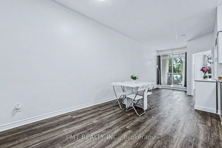 Property Photo:  388 Prince Of Wales Drive 305  ON L5B 0A1 