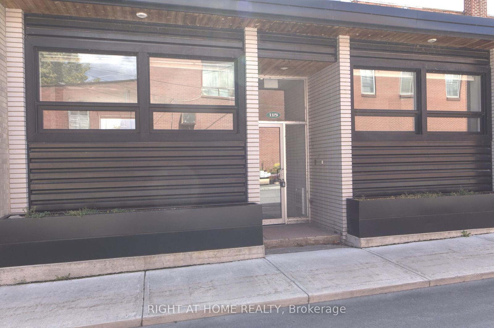 Property Photo:  118/116 Water Street Unit #3  ON K0A 1A0 