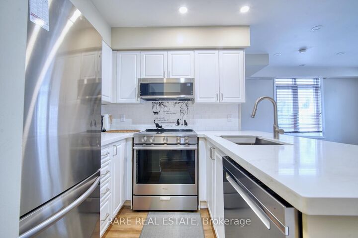 Property Photo:  415 Jarvis Street 314  ON M4Y 3C1 