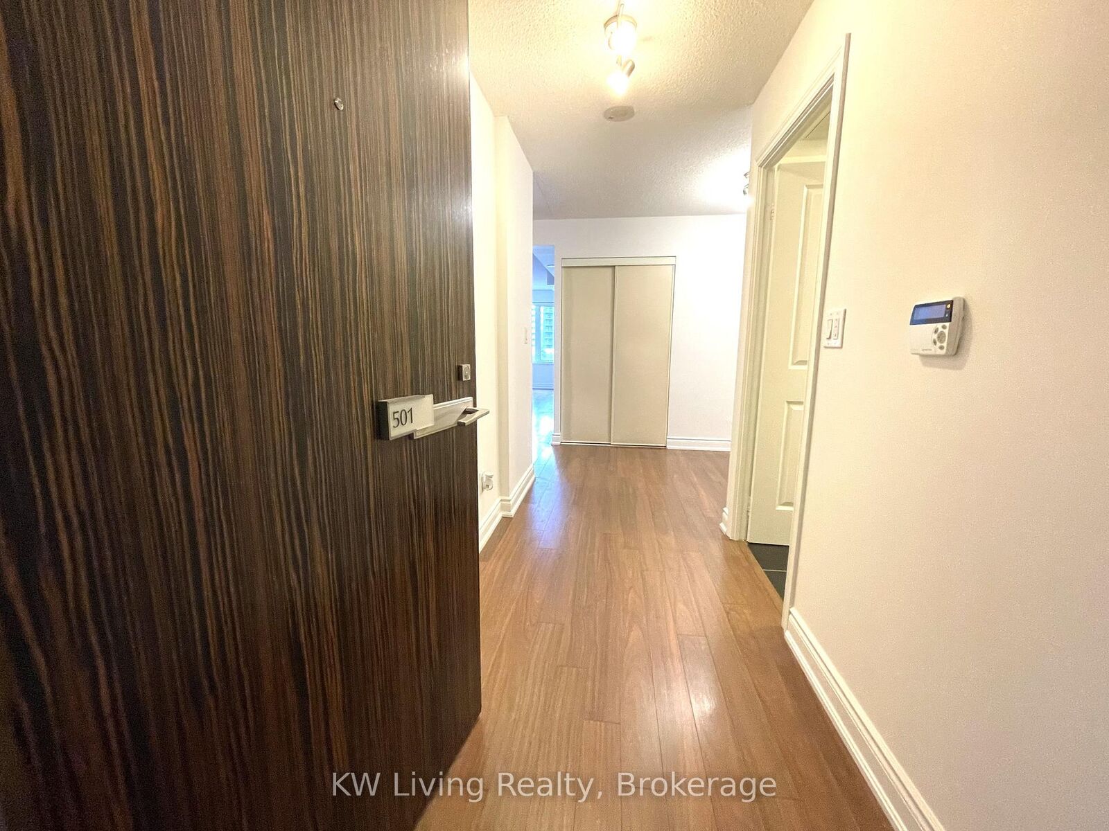 Property Photo:  233 South Park Road 501  ON L3T 0B3 