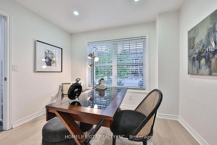 Property Photo:  52 Baker Hill Boulevard  ON L4A 8B7 
