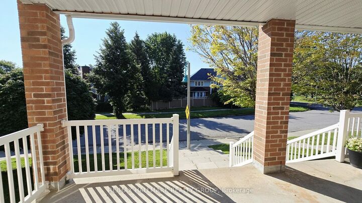 Property Photo:  50 Edenvale Drive  ON K2K 0A3 