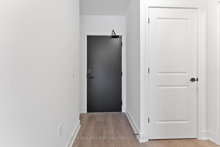 Property Photo:  2343 Khalsa Gate 228  ON L6M 5R6 