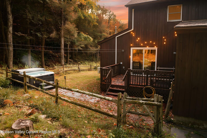 Property Photo:  1270 Roaring Brook  NY 12441 