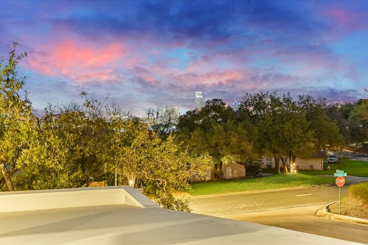 Property Photo:  2401 Trailside Drive B  TX 78704 