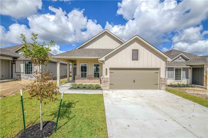 Property Photo: 10618 Burgundy Berry Way TX 77845