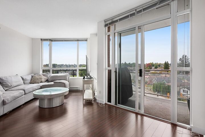 Property Photo:  4078 Knight Street 623  BC V5N 5Y9 