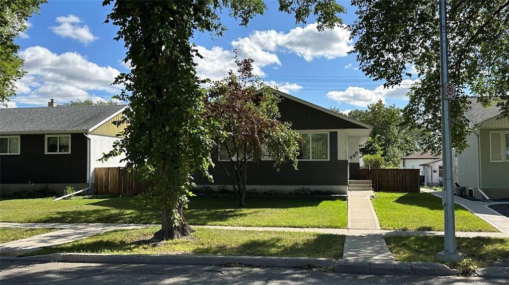 Property Photo: 360 McMeans Avenue MB R2C 2J7