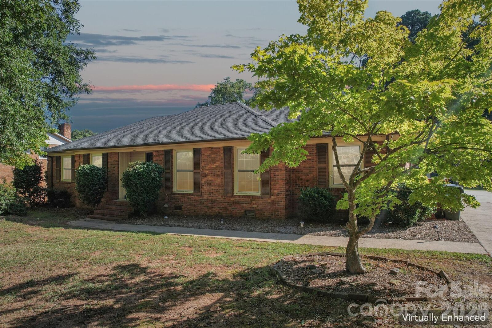 Property Photo:  13507 Four Oaks Lane  NC 28105 