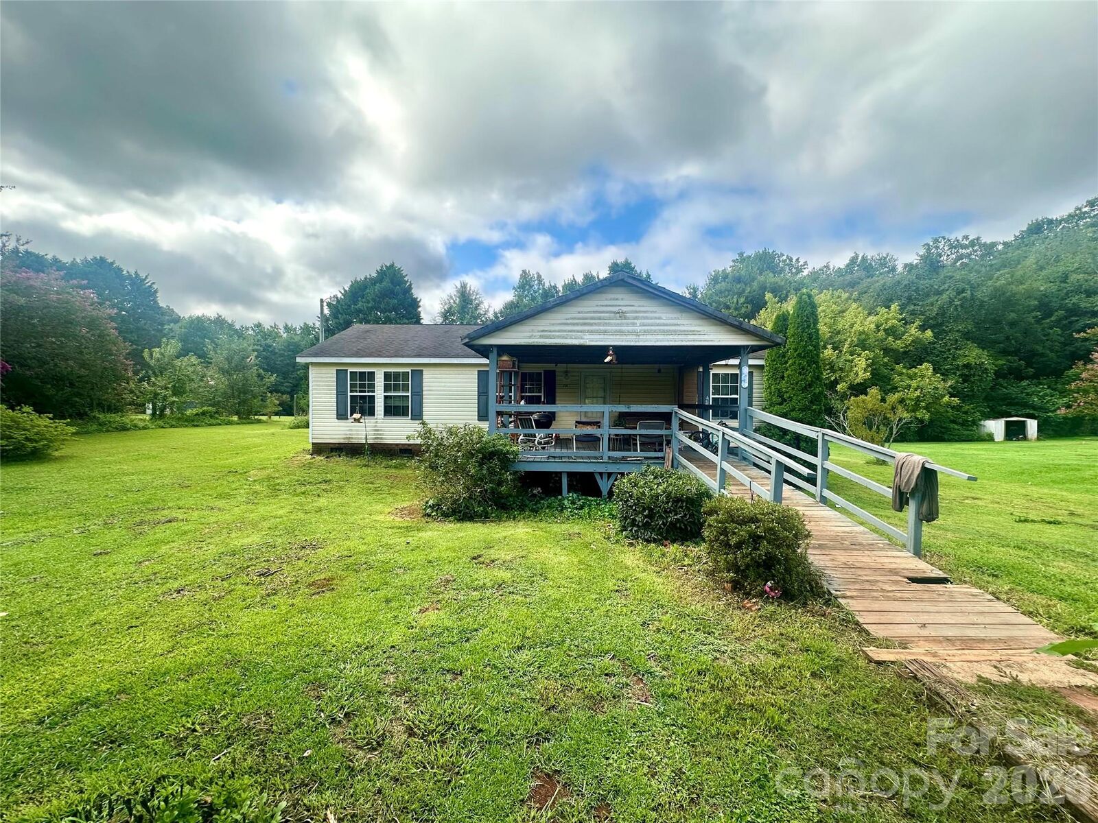 Property Photo:  226 Flat Rock Drive  NC 28092 