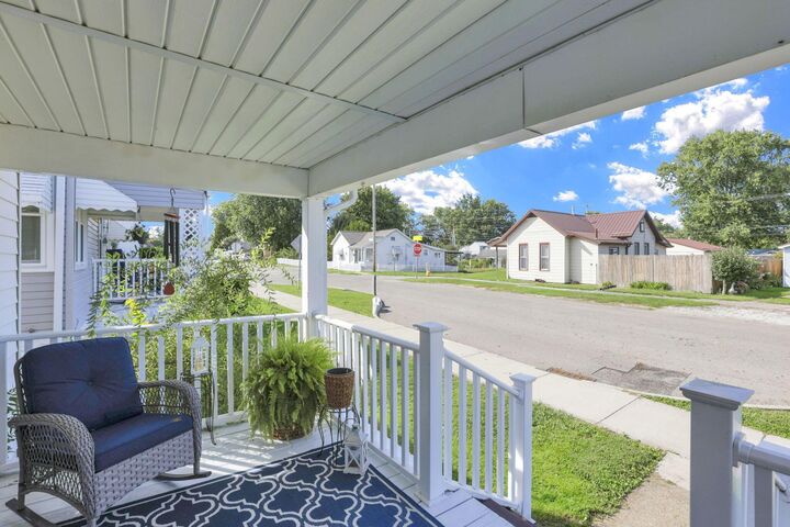 Property Photo:  461 Arlington Avenue  OH 43055 
