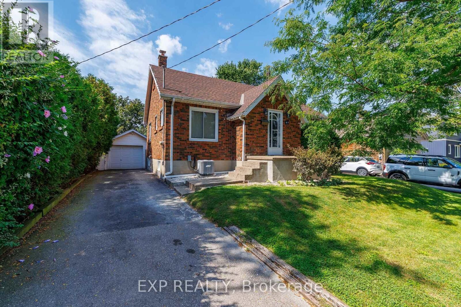 Property Photo:  61 Marmora Street  ON L2P 3C2 