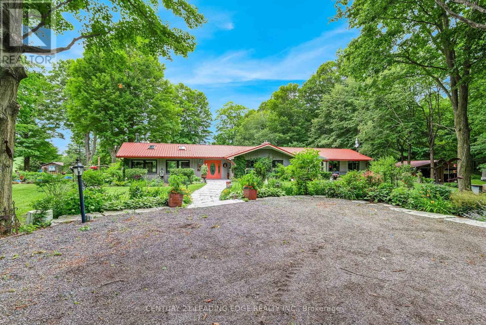Property Photo:  17962 9th Line  ON L0G 1M0 