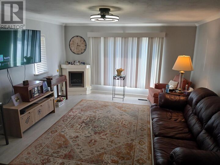 Property Photo:  100 Westhill Rd  ON P5A 1A7 
