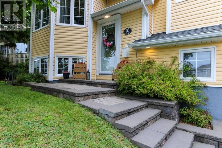 Property Photo:  5 Ben Avon Place  NL A1A 5X5 