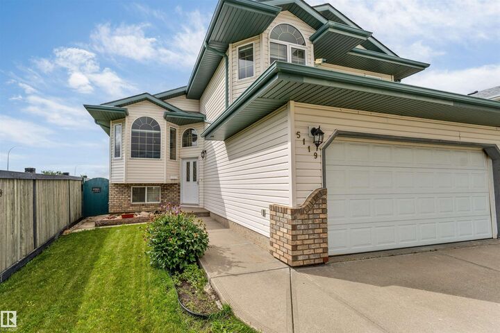 Property Photo:  5119 157 Avenue NW  AB T5Y 2X5 