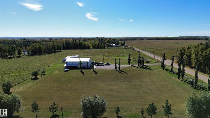Property Photo:  47503 Range Road 70  AB T0C 0S0 