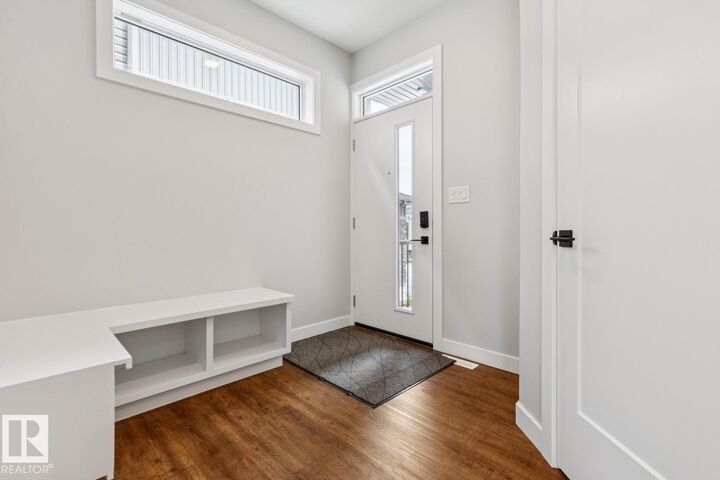 Property Photo:  72 Maple Crescent  AB T0A 1N0 