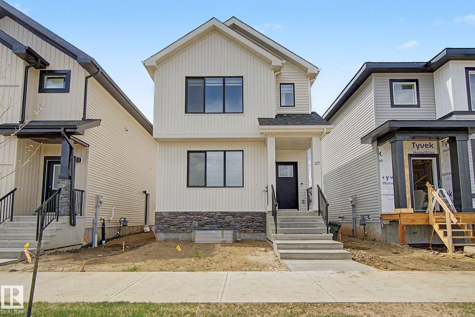 Property Photo:  117 Brickyard Drive  AB T7Z 0P2 