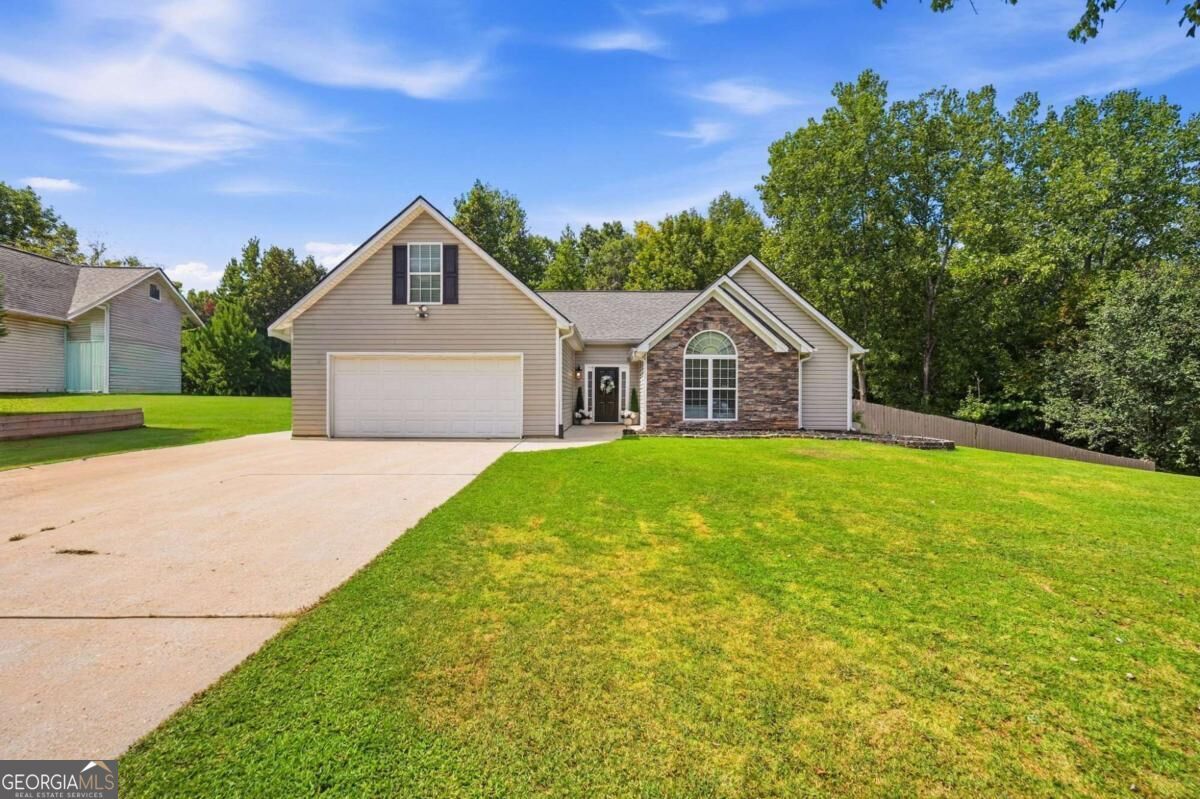 Property Photo:  198 Celestial Run  GA 30680 