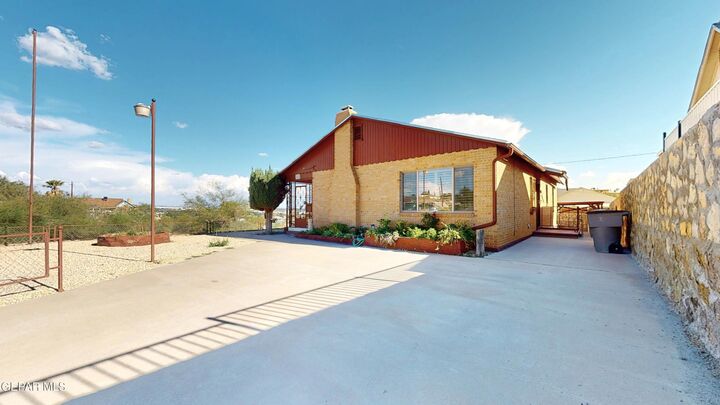 Property Photo:  2428 Portland Avenue  TX 79930 