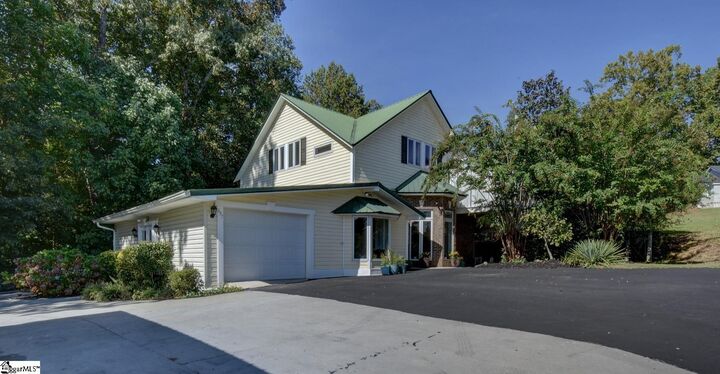 Property Photo:  687 Burnt Tanyard Road  SC 29676 