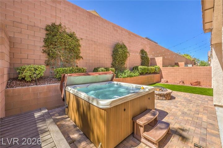 Property Photo:  7539 Old Compton Street  NV 89166 