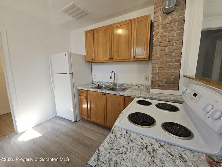 Property Photo:  103 Terrace Street 1  PA 18407 