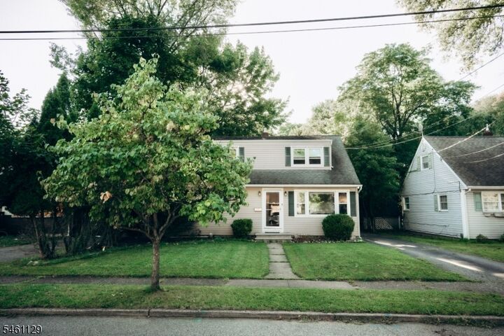 Property Photo:  12 Central Ave  NJ 07442 