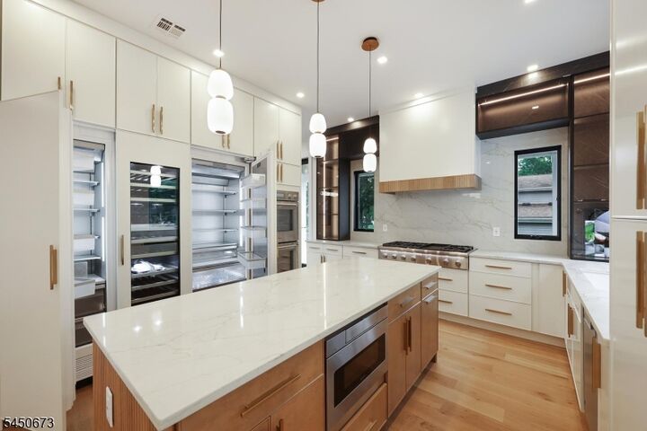 Property Photo:  63 Billingsley Dr  NJ 07039 
