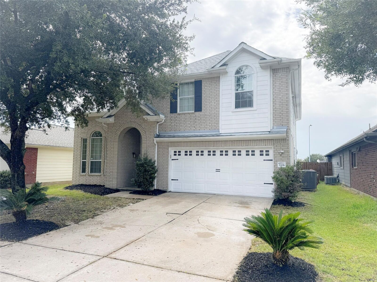 Property Photo: 3706 Elmwood Dale Drive TX 77545