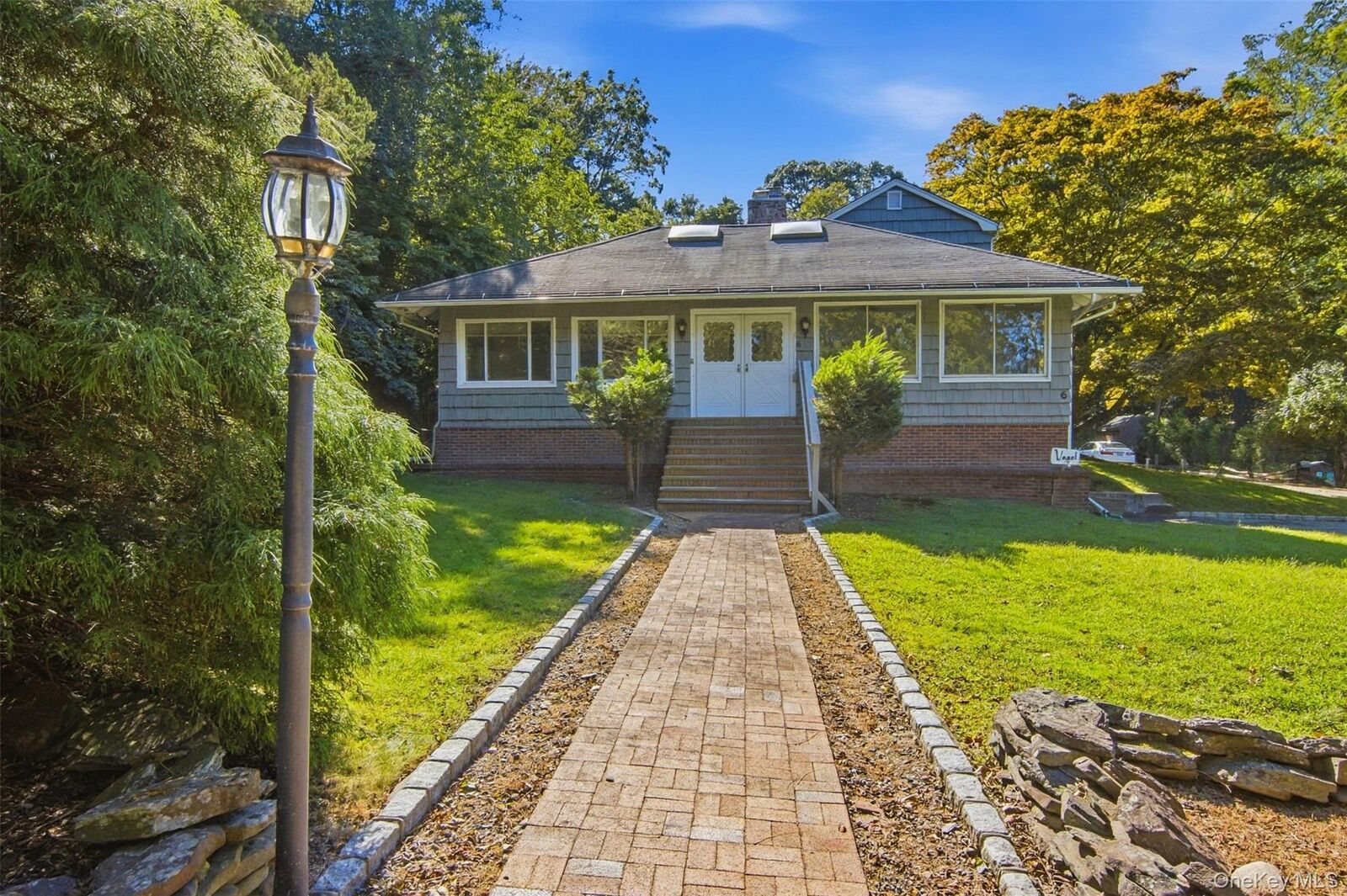 Property Photo:  6 Barnhart Place  NY 11786 