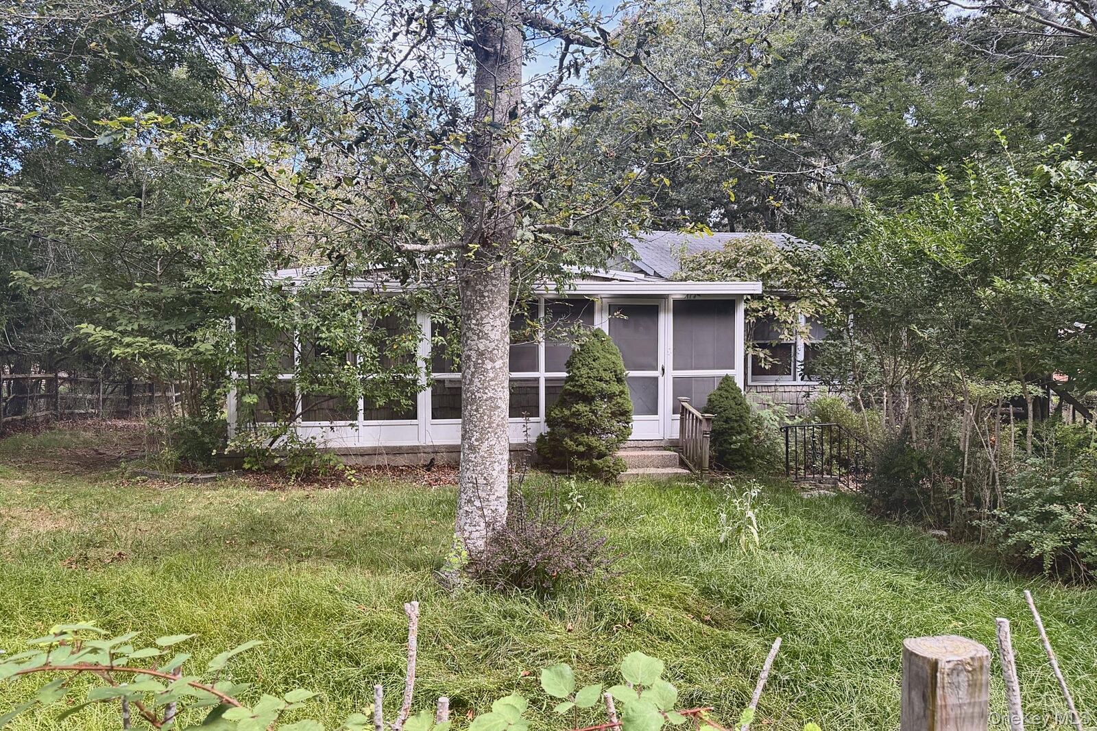 Property Photo: 11 Robinhood Lane NY 11968