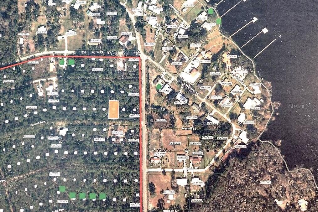 Property Photo:  104 Grand Avenue  FL 32112 