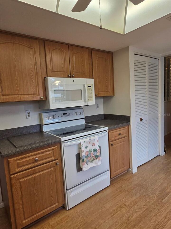 Property Photo: 10641 Tonapa Loop FL 34668