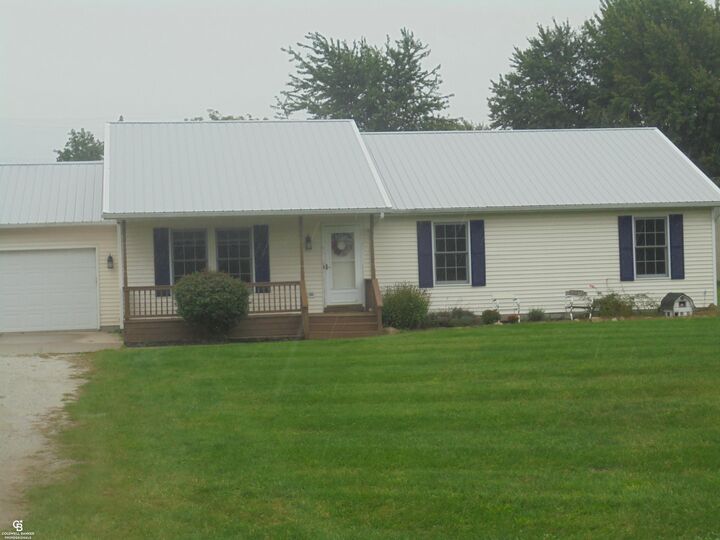 Property Photo:  794 Cove Road  MI 48027-3506 
