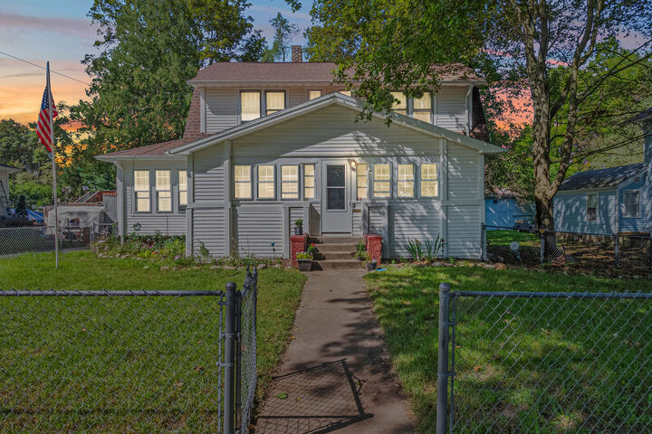 Property Photo:  90 N Norwood Avenue  MI 49242 